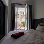 Merkuri Aparthotel