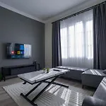 Aparthotel Merkuri 4*