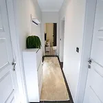 Aparthotel Merkuri 4*