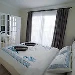 Merkuri Aparthotel 4*